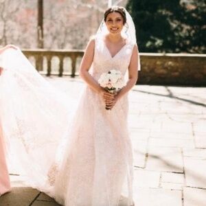 Oleg Cassini Wedding Dress